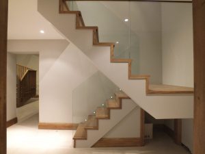 modern cut string with glass staircase